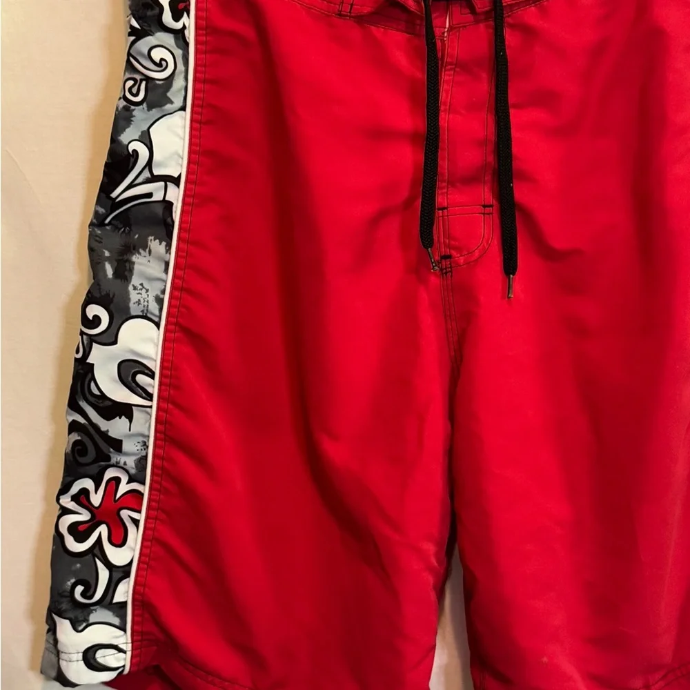 H-25 Men’s RS Surf Red Gray & White Floral Side Seam Summer Swim Board‎ Shorts